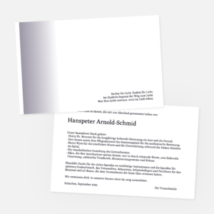 Danksagungskarten mit grauem Verlauf. Einladung zur Trauerfeier in der Farbe schwarz drucken.