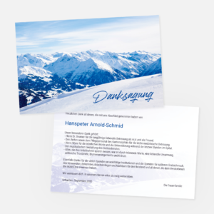 Danksagungskarten mit Bergkette. Einladung zur Trauerfeier in der Farbe blau online gestalten.