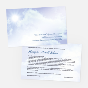 Danksagungskarten mit Himmel und Wolken. Einladung zur Trauerfeier in der Farbe blau online gestalten.